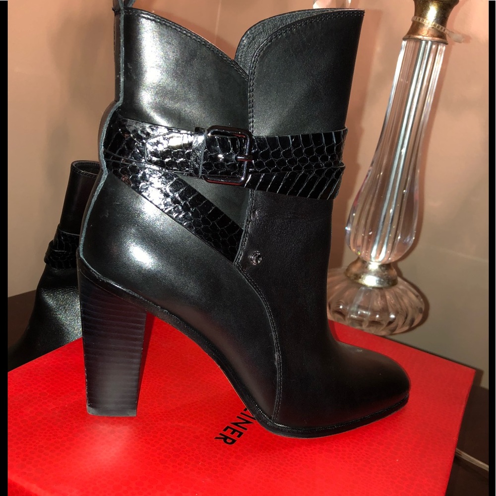 Donal J Pliner Ankle Boots